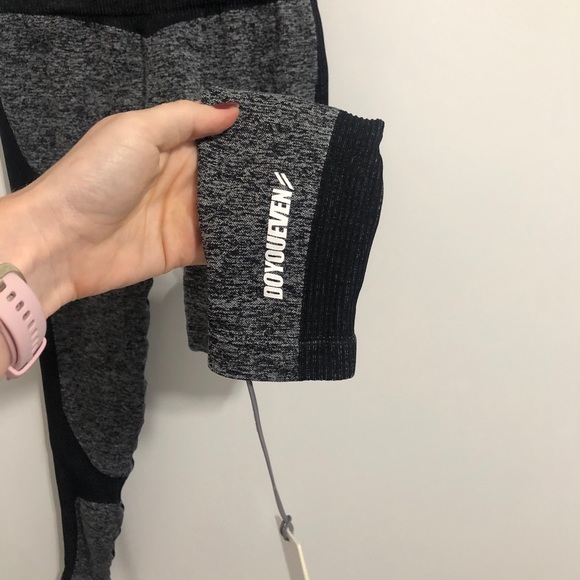 Doyoueven Impact Seamless Leggings - Picture 11 of 11